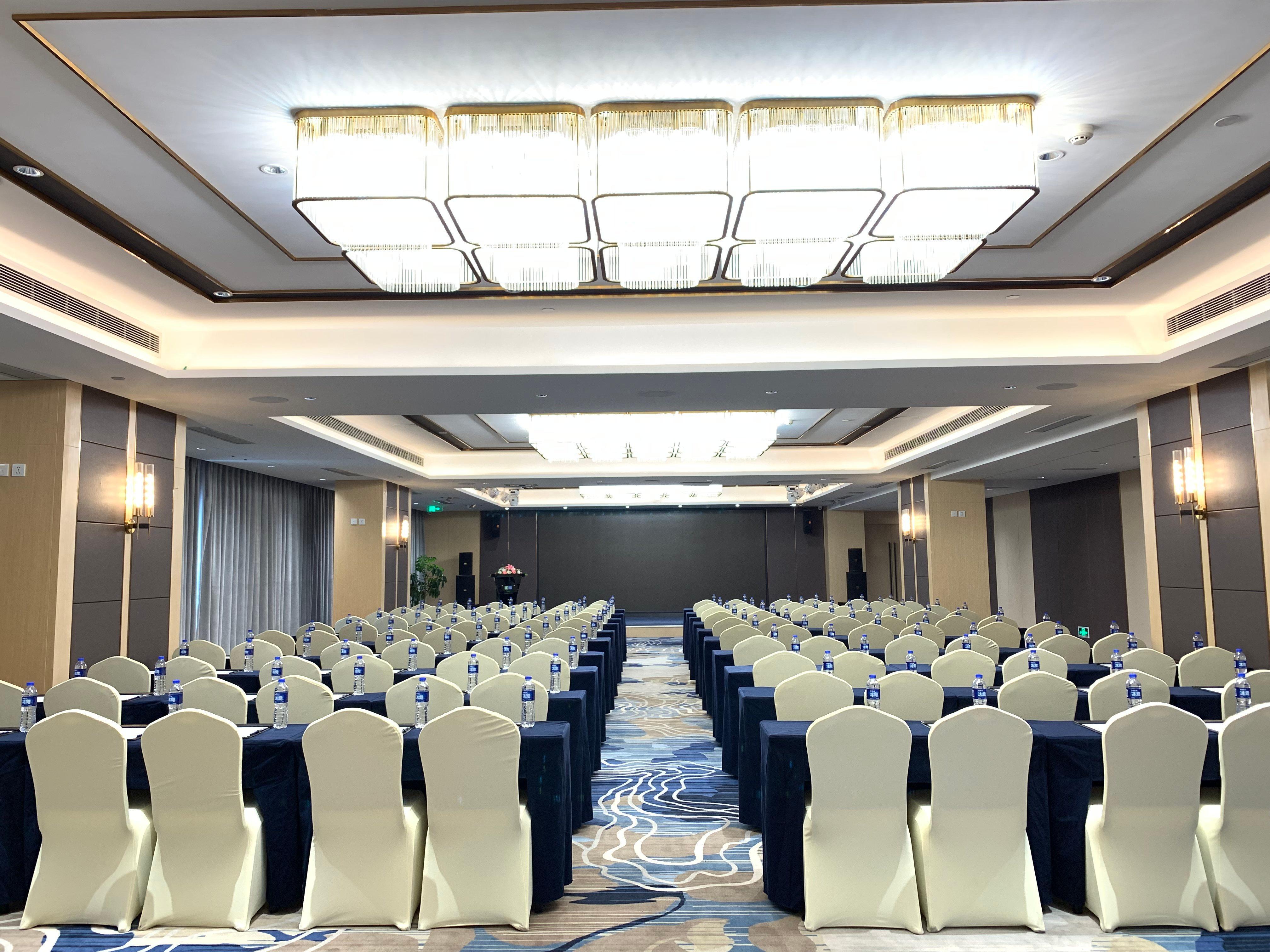 Holiday Inn Express Chengdu Tianhe By Ihg Pixian Dış mekan fotoğraf
